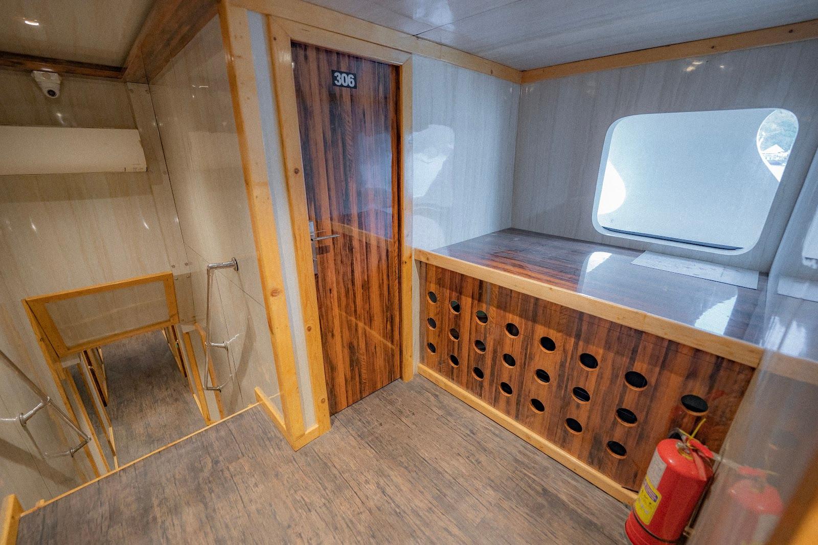 Ocean Angel — Indoor Area (image 3)
