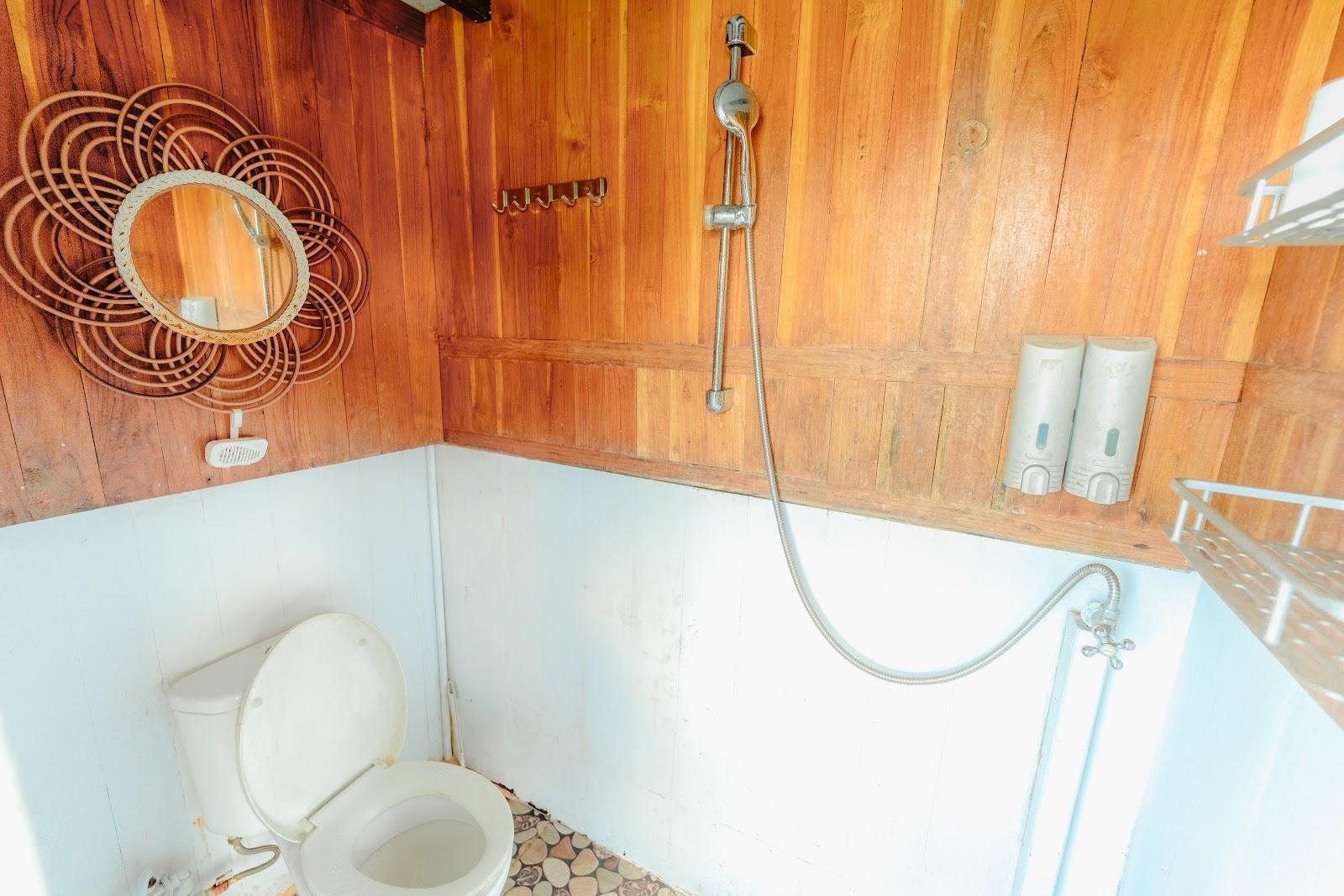 Pesona Bajo — 6. Private Triple Cabin - Double Bed + Single Bed (image 13)