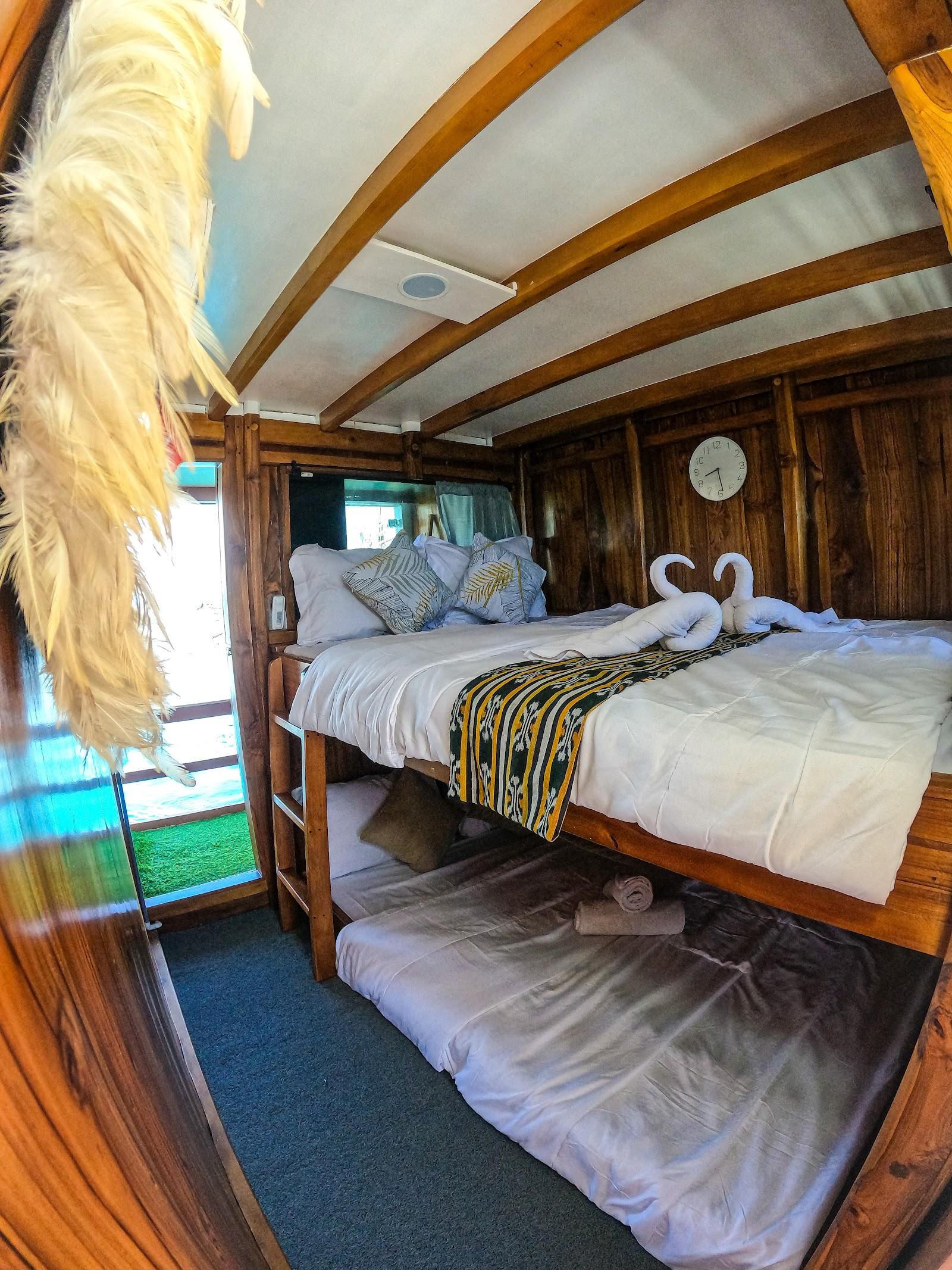 Dinara Live A Board — Cabin Merapi (Family + Balcony + Share bathroom) (image 4)