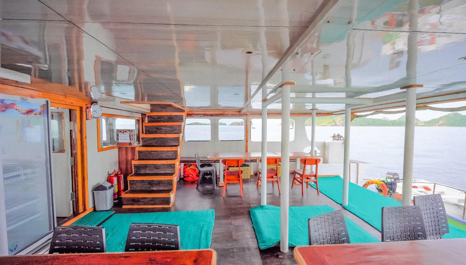 Ocean Angel — Dive Deck (image 6)