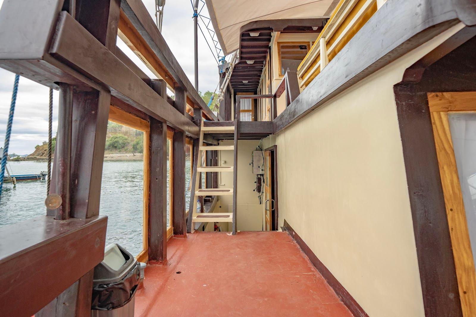 Alfathran — Dining Room + Public Area (image 9)