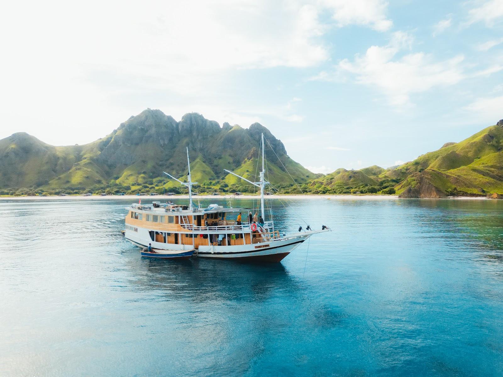 Flores Utama — #BOAT (image 6)