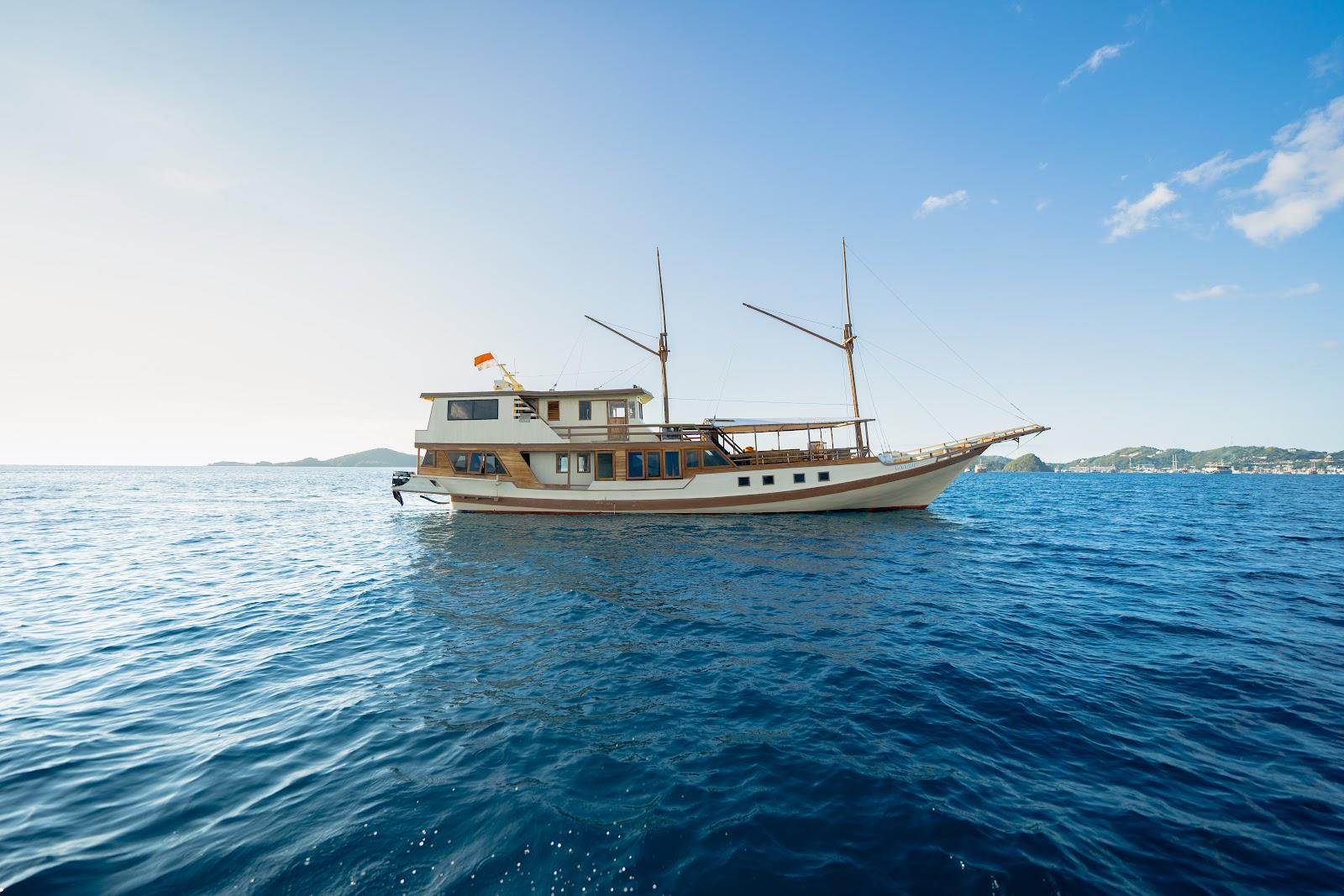 Almadira — #BOAT (image 36)