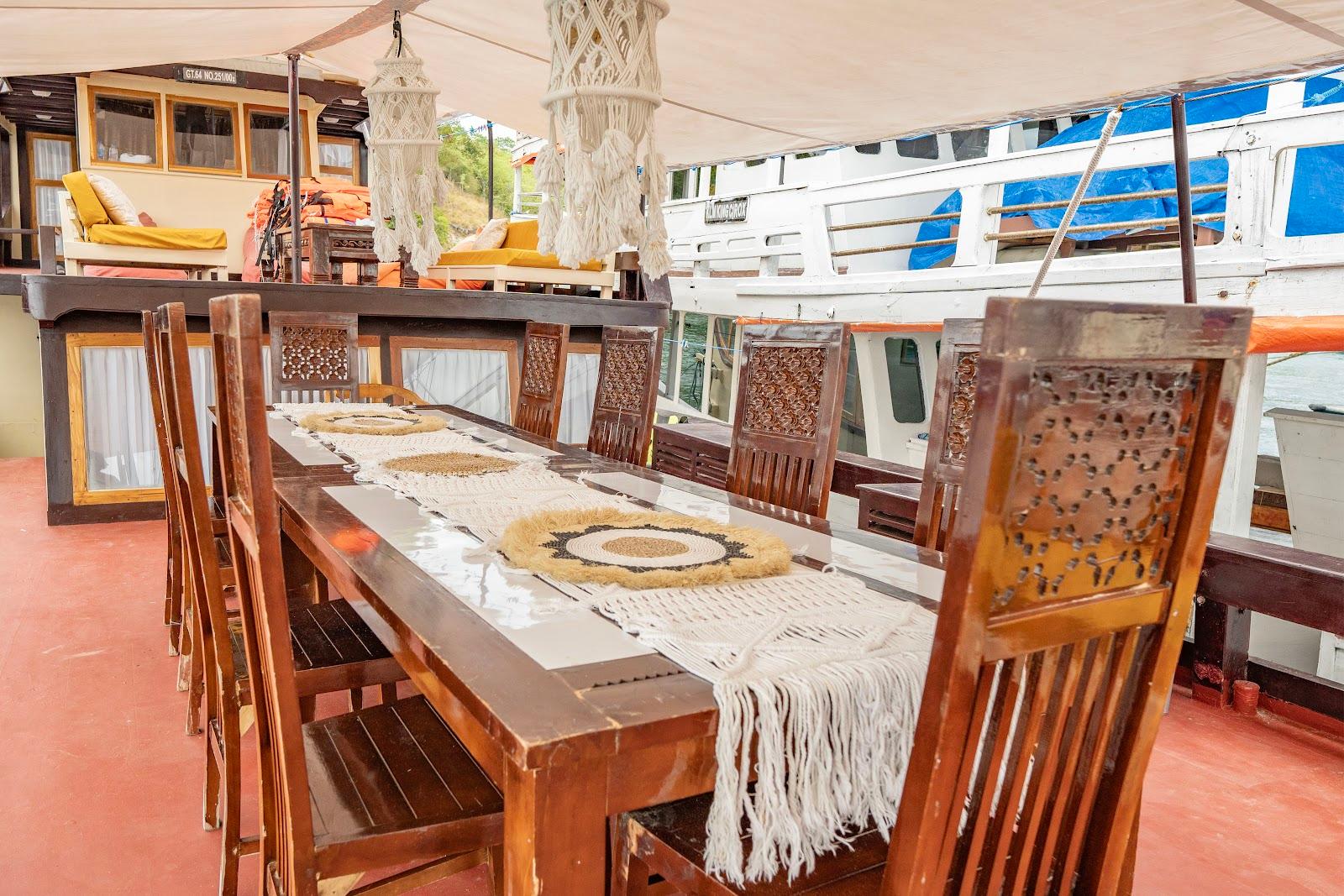 Alfathran — Dining Room + Public Area (image 19)
