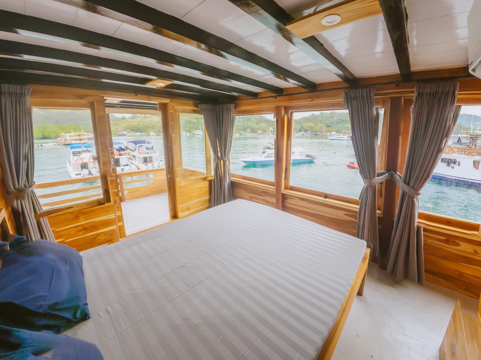 Nox — 1. Cabin 1 - Master Ocean View (Left Side) + Balcony Upper Deck (image 4)