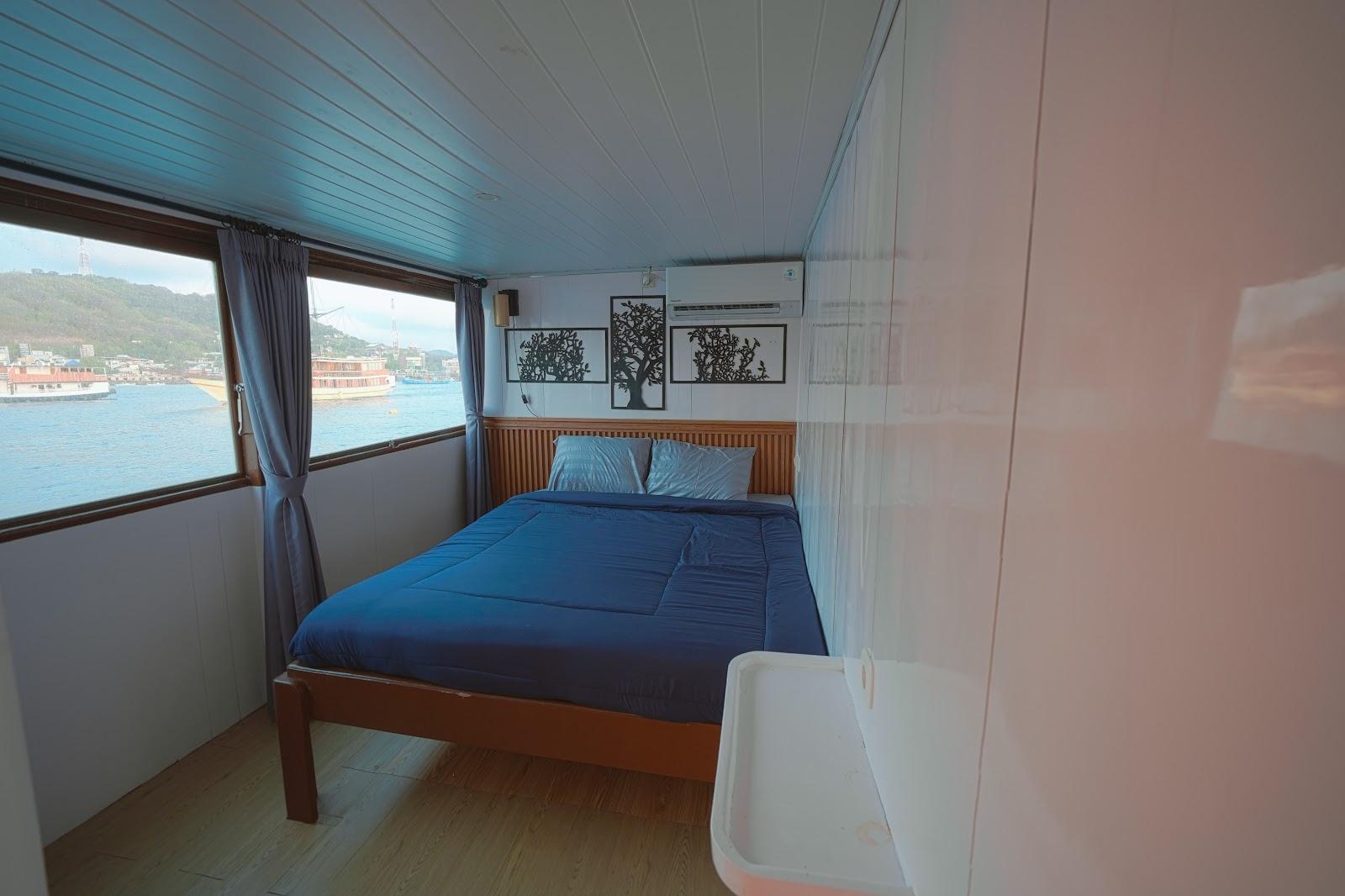 Gaisan — 3. Signature Ocean View (Queenbed) (image 1)
