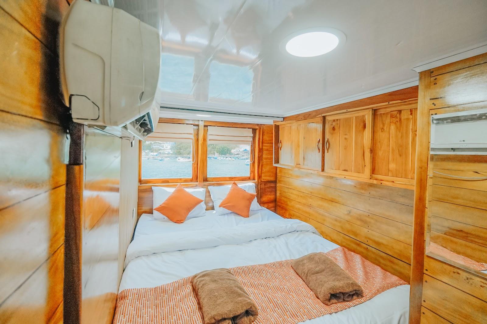Segara Photos — 5. STANDARD CABIN ROOM (image 1)