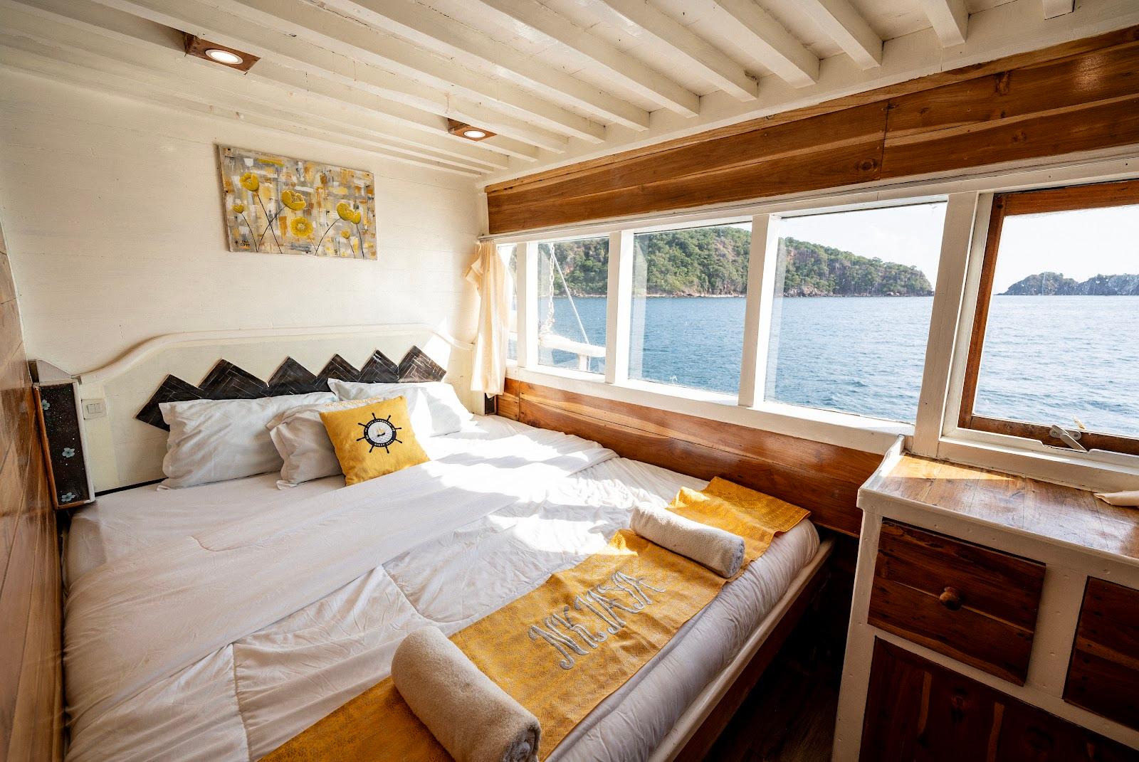 NK Jaya 1 — 4. Cabin 4 - Full Ocean View (image 5)