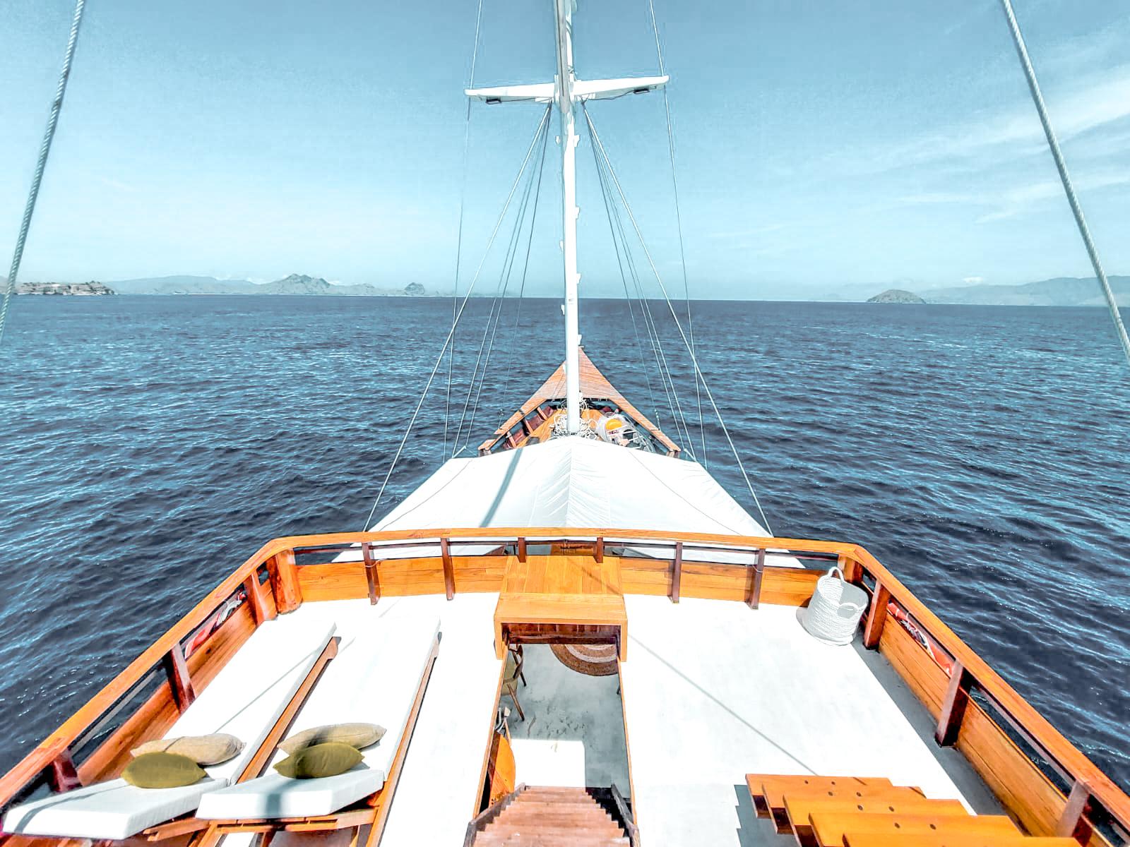 Yumana — sundeck (image 11)