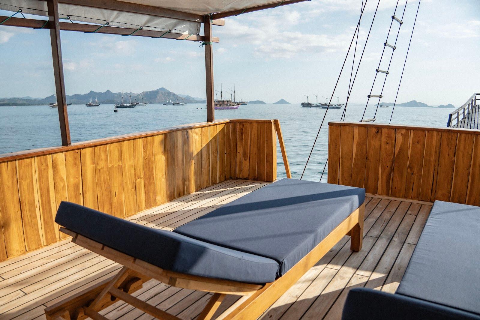 Lamborajo 3 — Sundeck - Middle Deck (image 5)