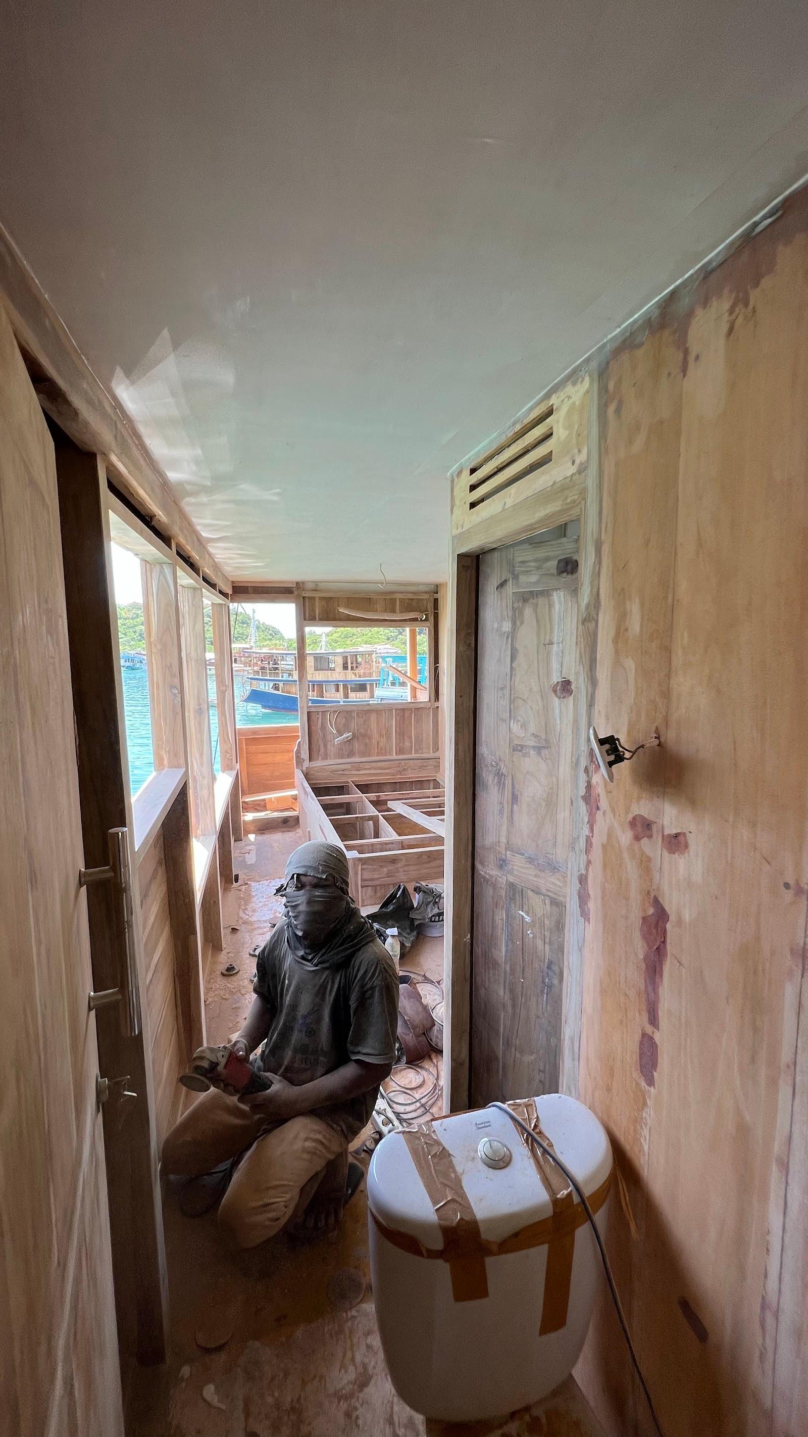 Dinara Live A Board — Master Cabin 6 & 7 (Full sea view, Balcony, Private bathroom) (image 12)