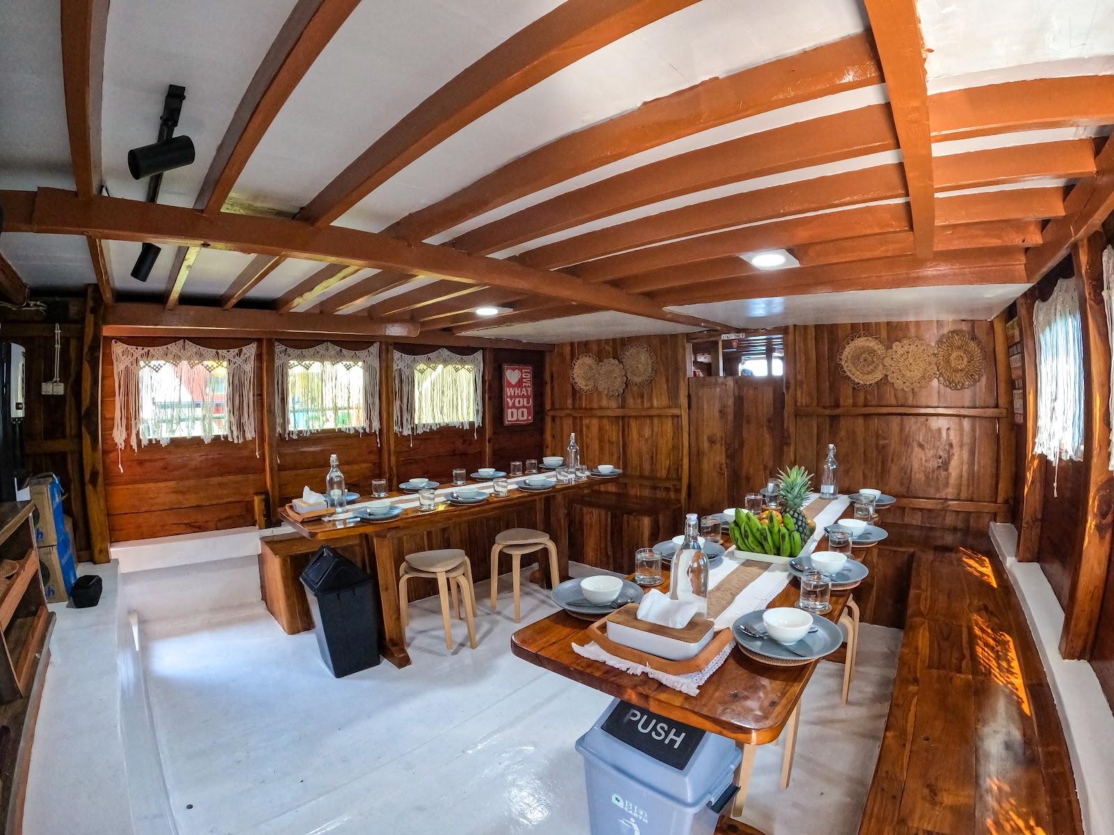 Dinara Live A Board — Indoor Resto (image 6)