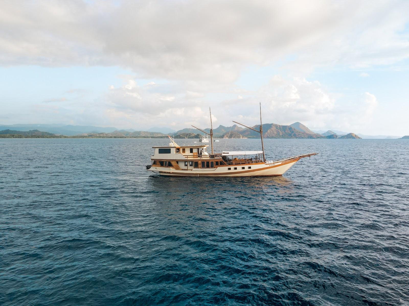 Almadira — #BOAT (image 4)