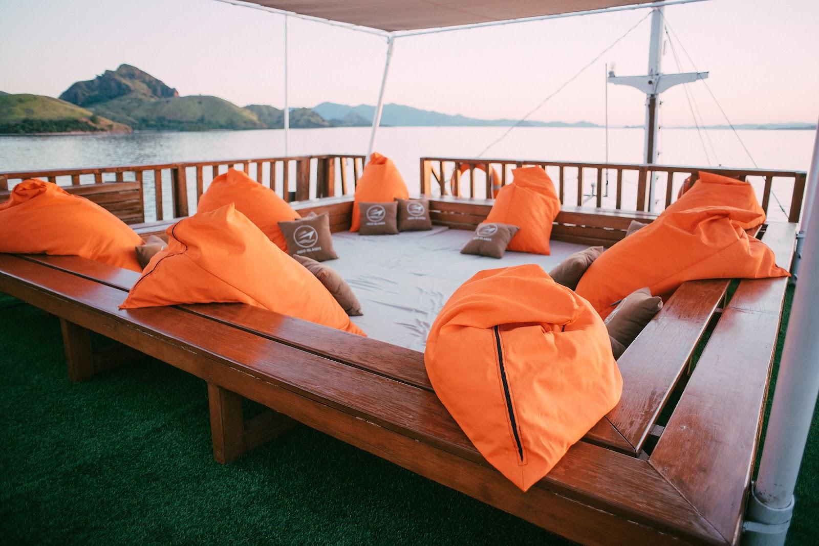 Ocean Pro — SUNDECK (image 15)