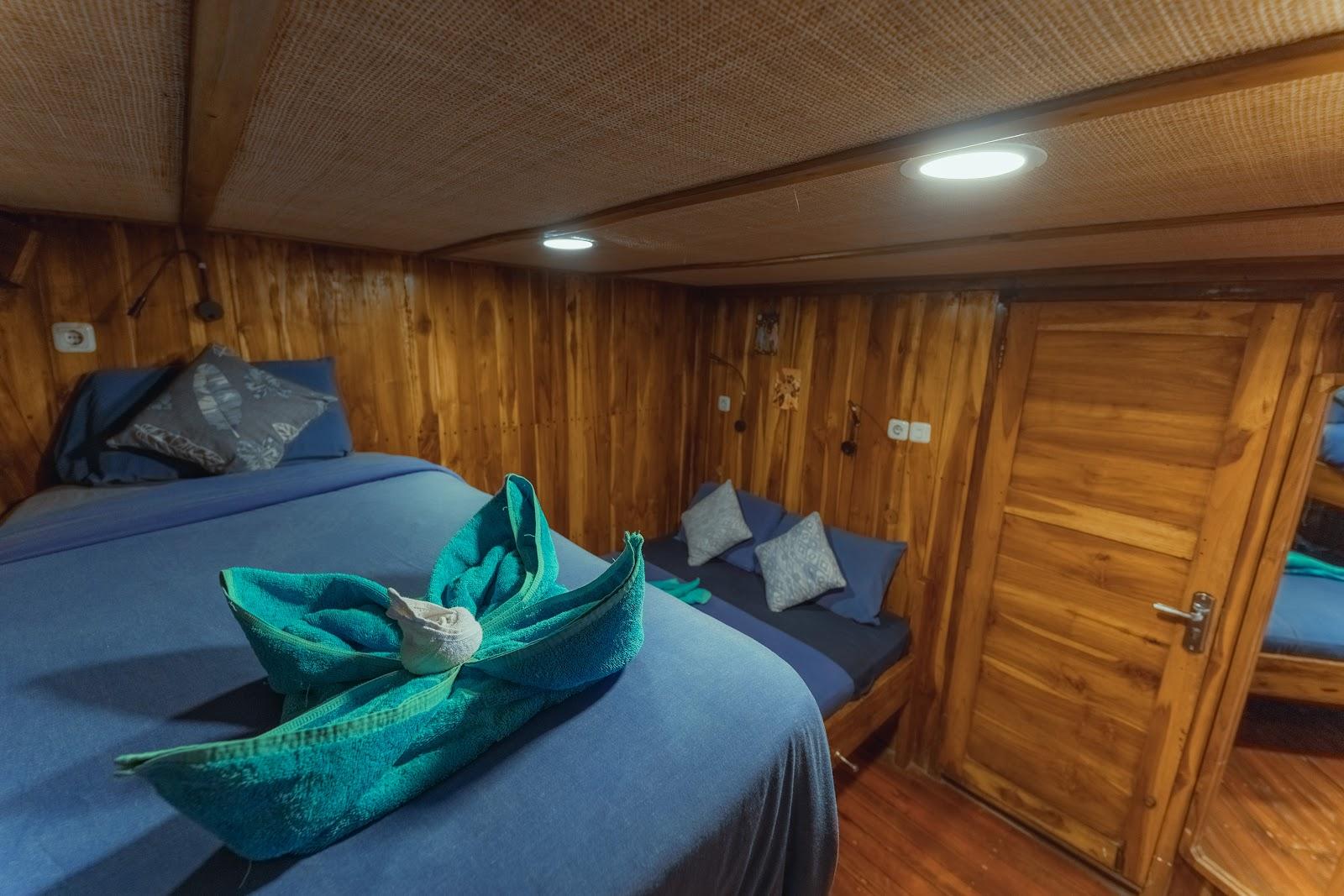 Lamborajo 2 — 2-Superior Cabin (2) Queen Bed + Single Bed - Priavte Bathroom (image 3)
