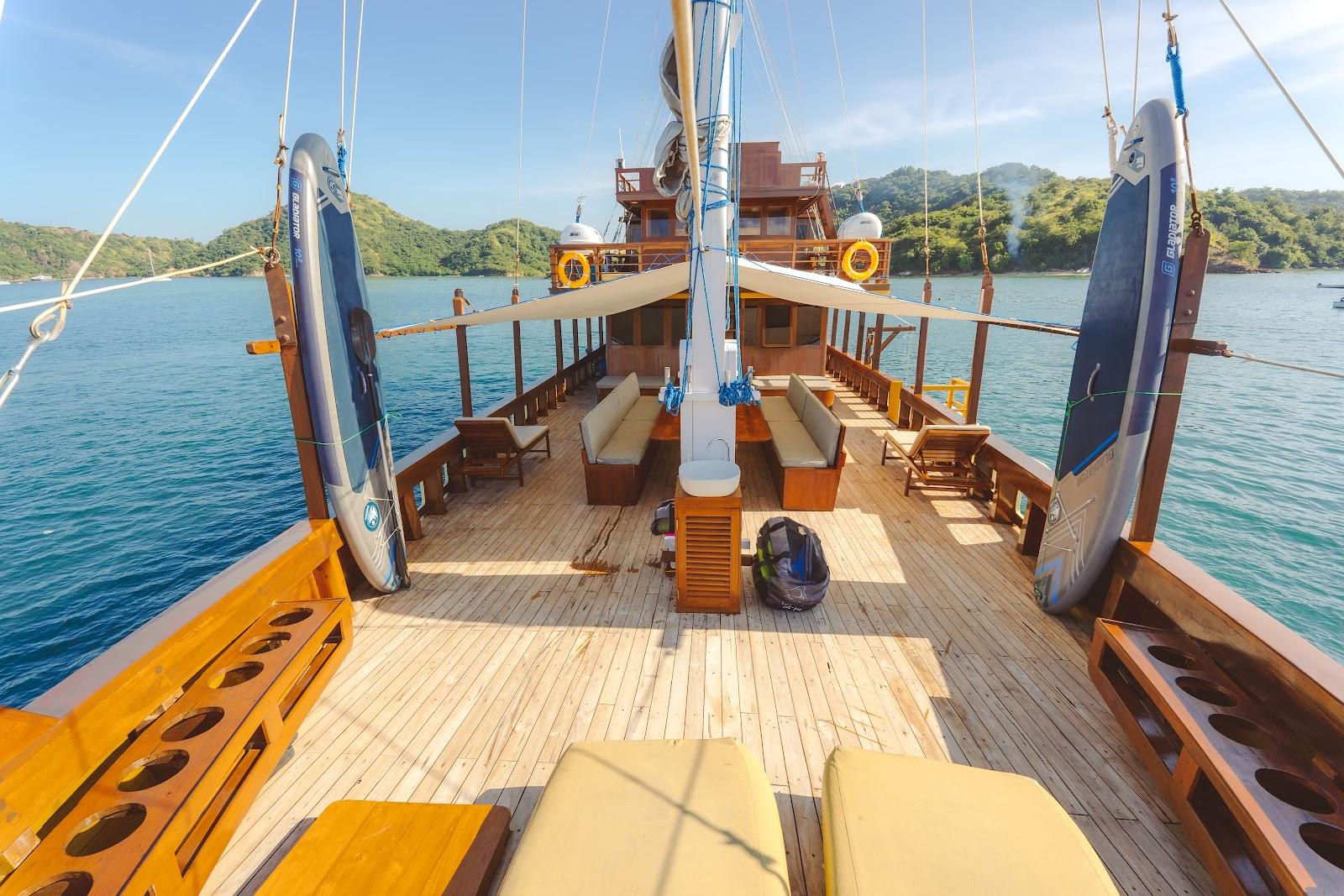 Lamborajo 2 — Sundeck (image 1)