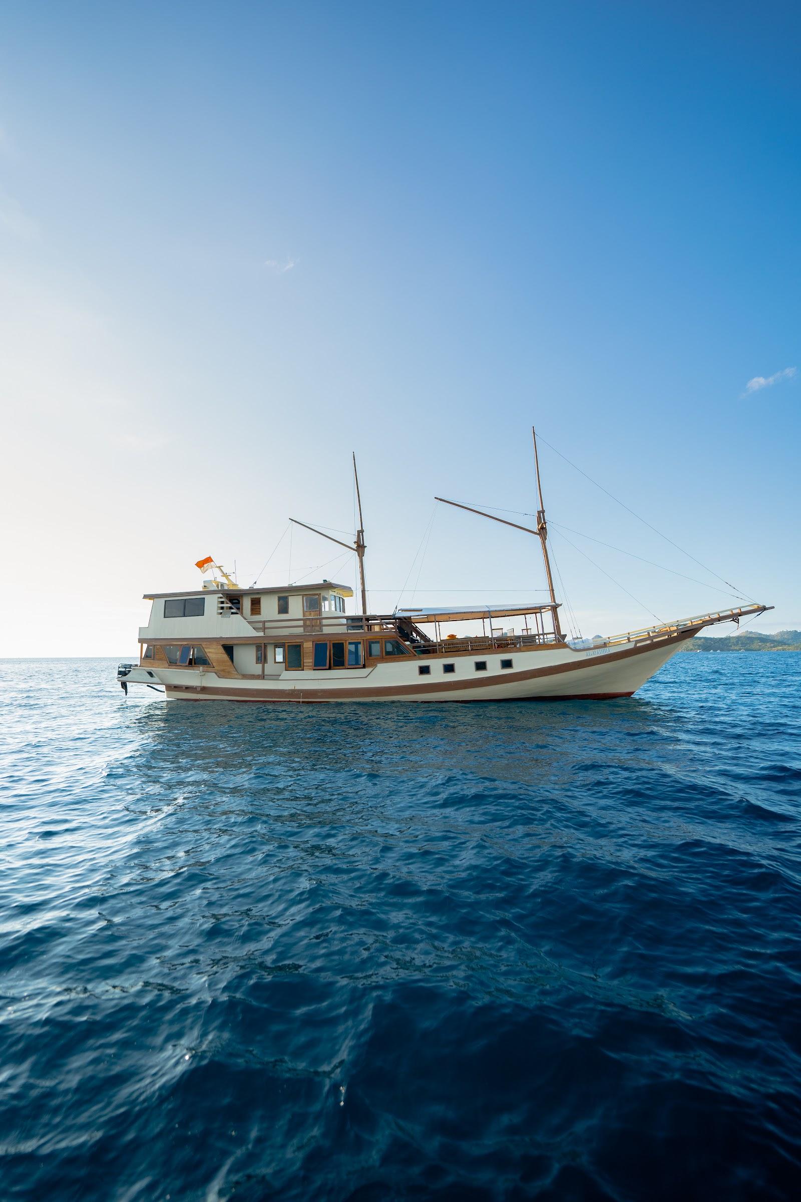 Almadira — #BOAT (image 54)