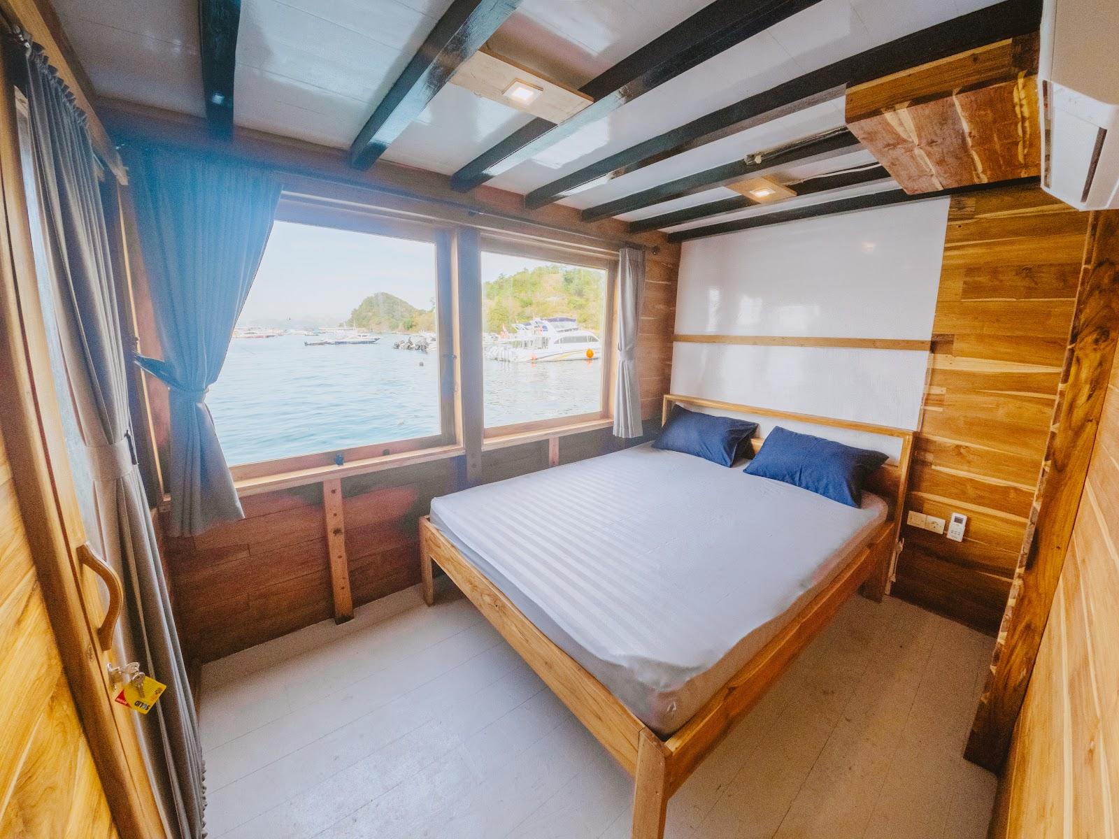 Nox — 4. Cabin 4 - Signature Ocean (Right Side) + Balcony - Main Deck (image 1)