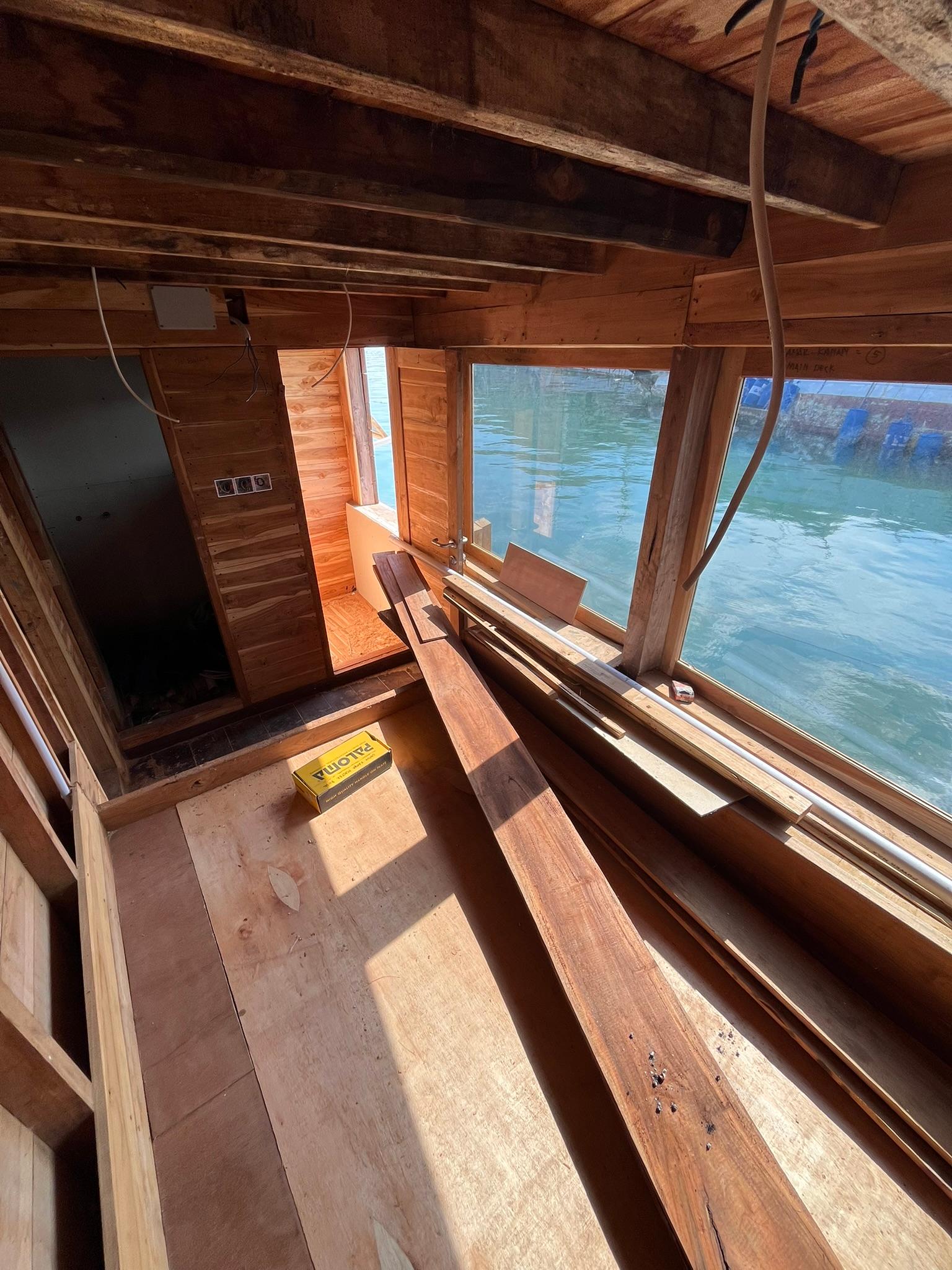 XANDARI — SUITE 1 (image 7)