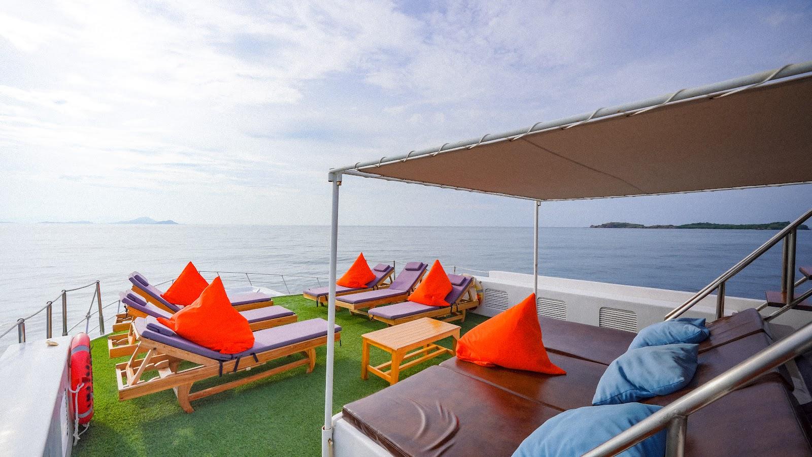 Ocean Angel — Outdoor Area (image 16)