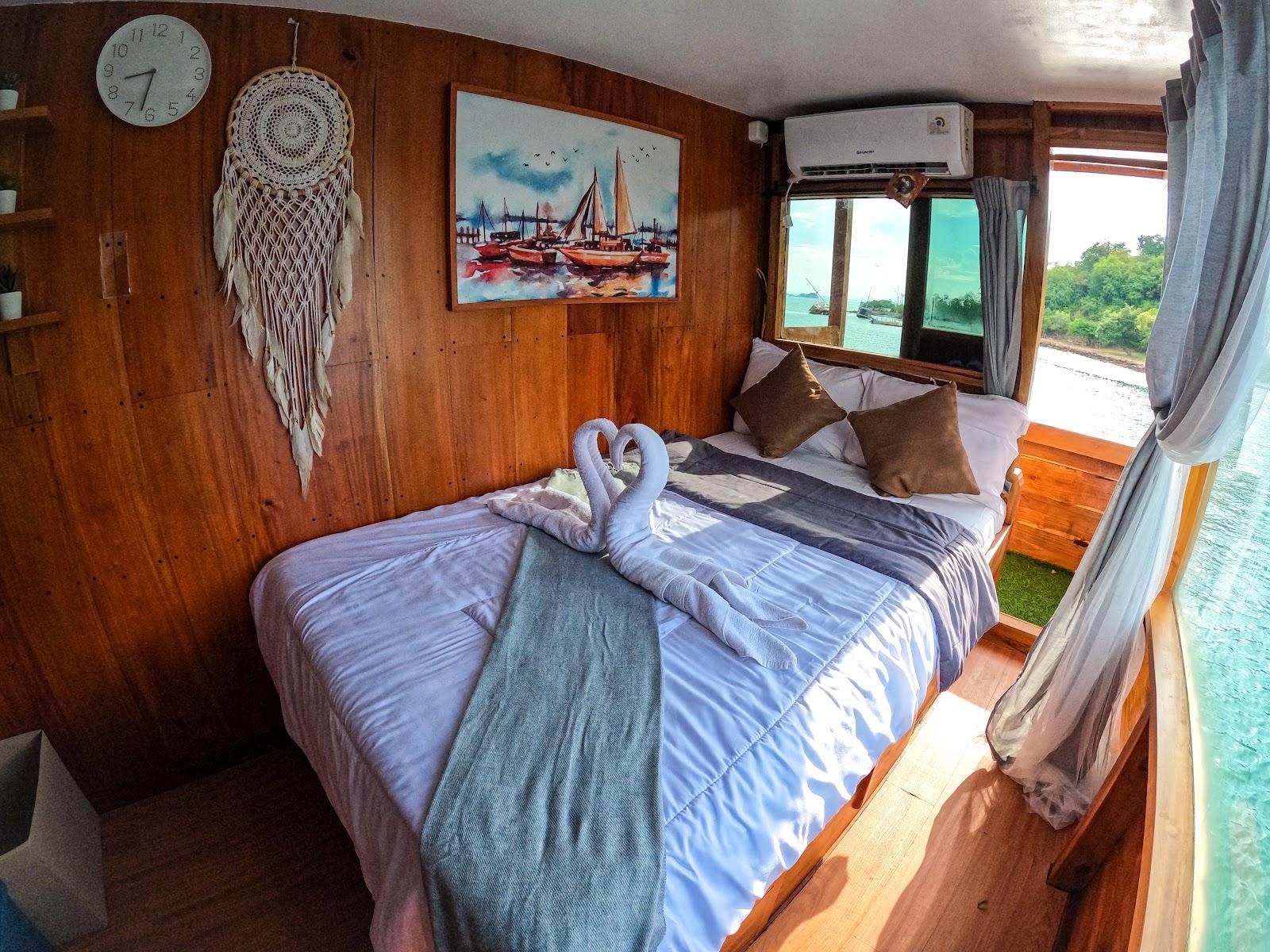 Dinara Live A Board — Cabin Krakatau & Semeru (Master + Full sea view + Bathroom + Balcony) (image 6)