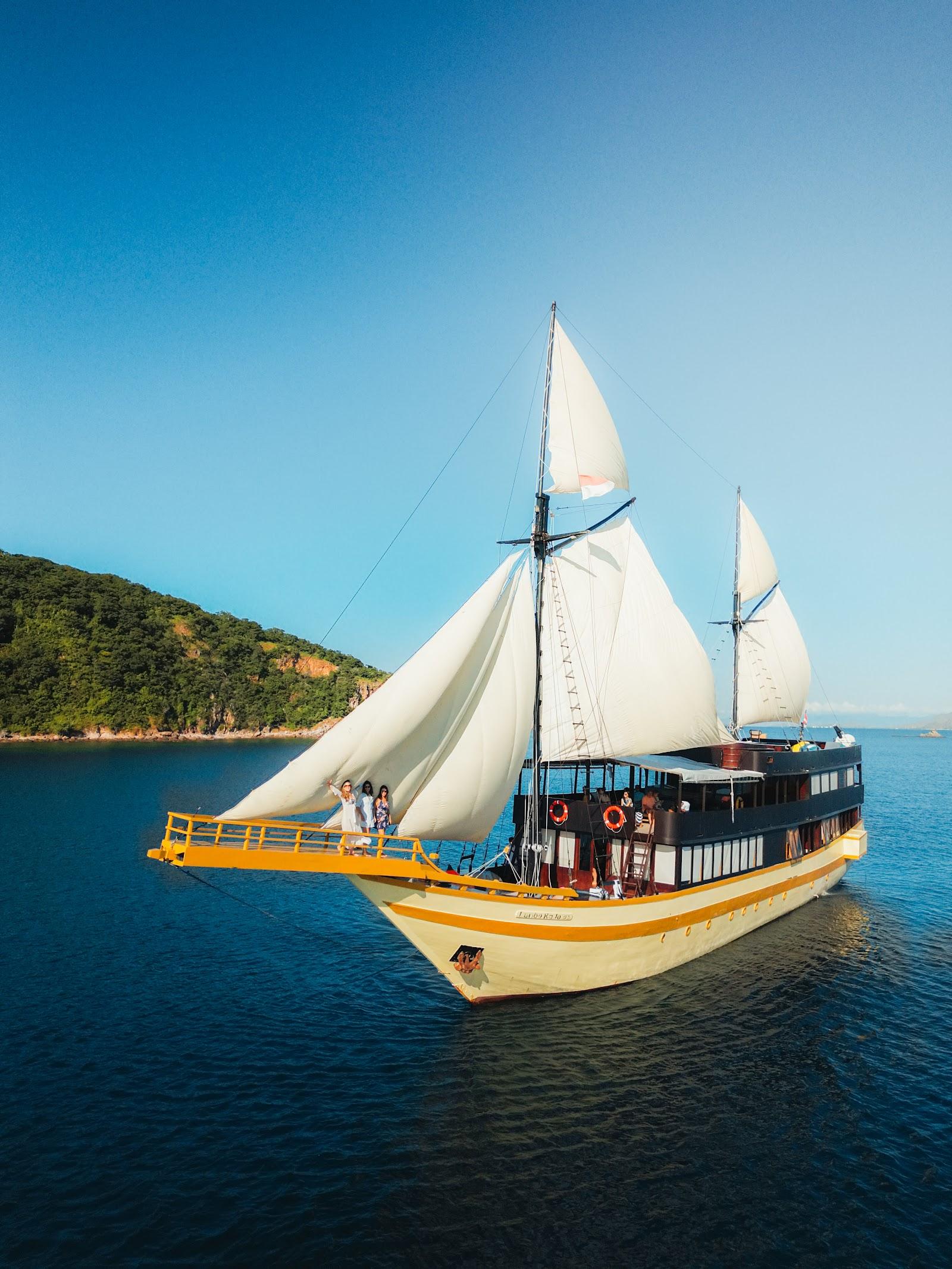 Lamborajo 3 — Lamborajo 3 - Open Sail (image 17)